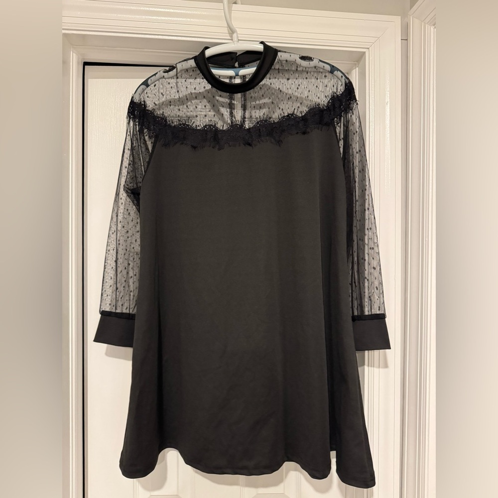 Chic Black Sheer Lace‎ dress size medium